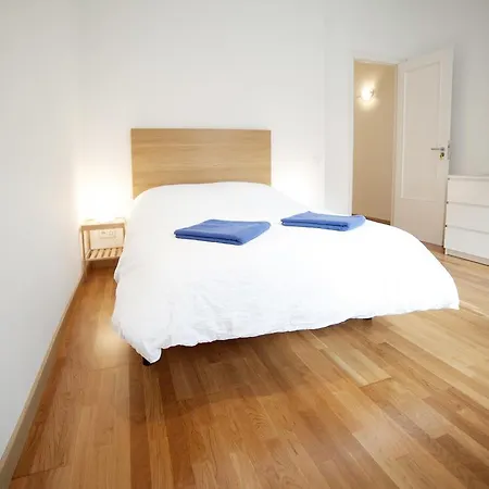 Apartment In Plaza Catalunya Apartment *